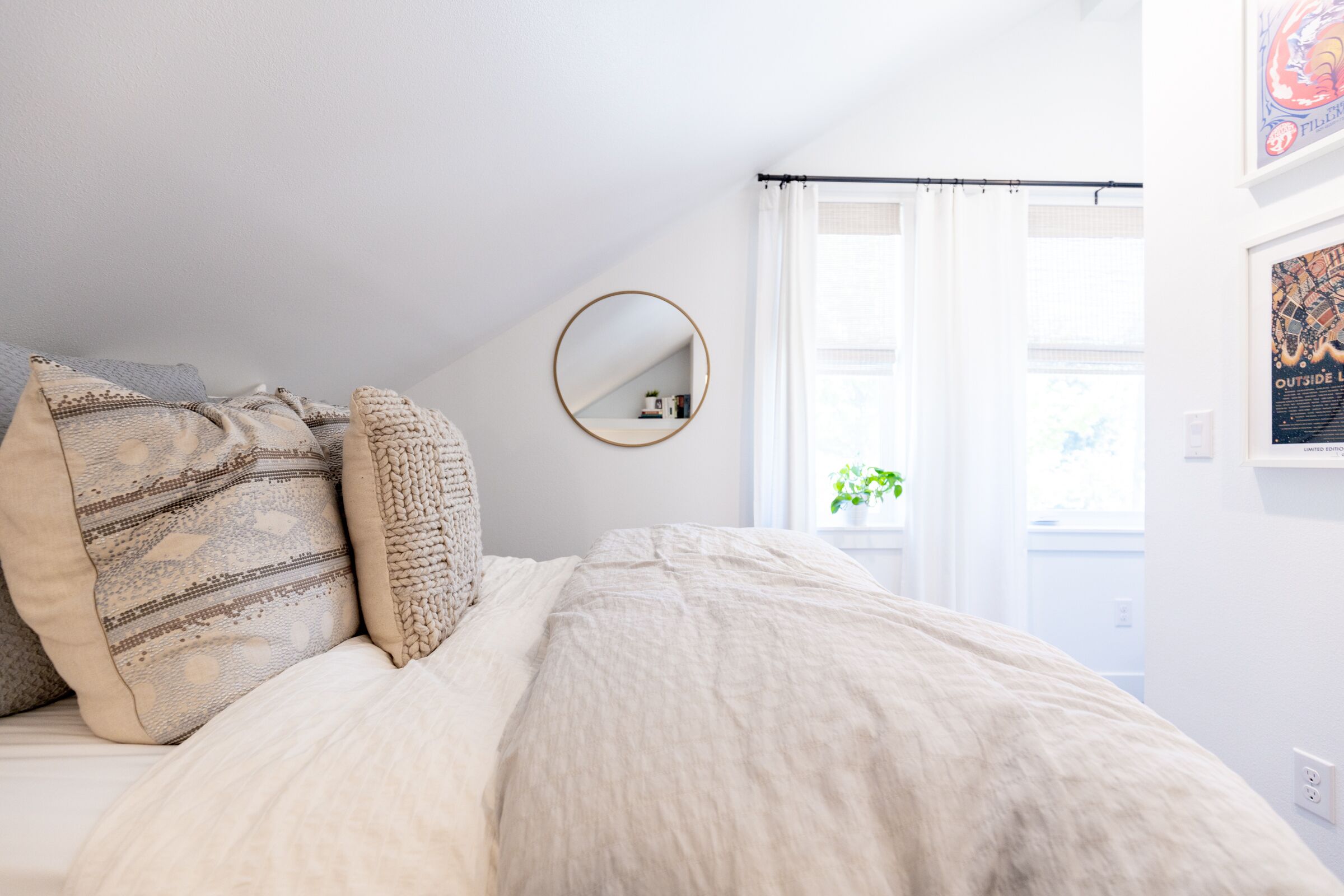 1 slaapkamer, een strijkplank/strijkijzer, reisbedje, gratis wifi