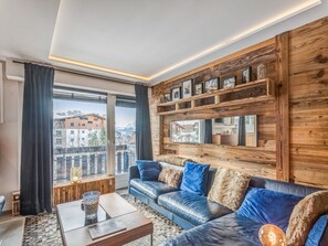 TV, fireplace - Appartement Perchets - Welkeys (Megève)