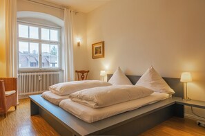 1 makuuhuone, vauvan matkasänky, ilmainen Wi-Fi, vuodevaatteet