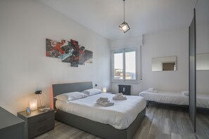 1 chambre, bureau, fer et planche à repasser, Wi-Fi