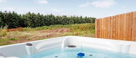 Baignoire à remous extérieure