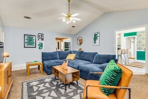 スマートテレビ、書斎 / ワークスペース