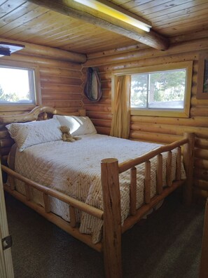 2 soverom, reiseseng for barn, wi-fi (inkludert) og sengetøy