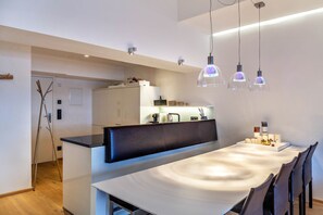 Dining - Apartment "Haus Excelsior Top 38" with Mountain View, Balcony & Wi-Fi (Seefeld in Tirol)