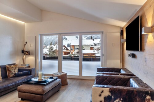 Apartment "Haus Excelsior Top 38" with Mountain View, Balcony & Wi-Fi