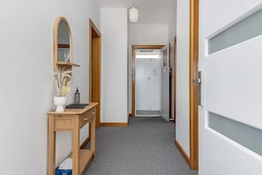 Interior - Bella Vista on Beach (Bellerive)