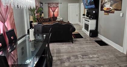 High Ceilings | King Beds | 85” TV | Near Downtown