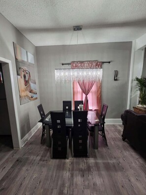 Dining - High Ceilings | King Beds | 85” TV | Near Downtown (Winston-Salem)
