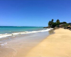 Am Strand, Liegestühle, Strandtücher