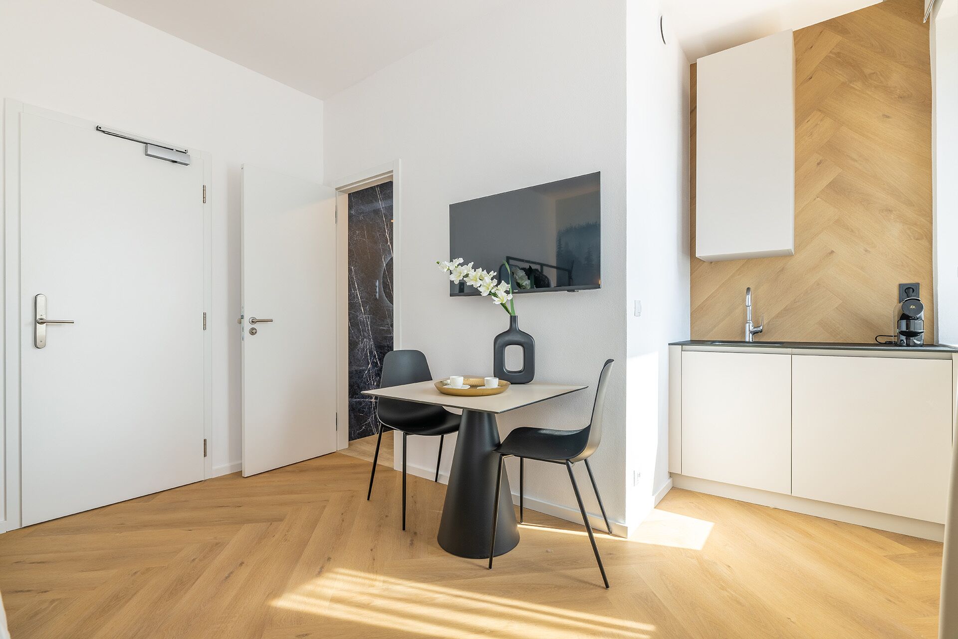 Comfort-Zimmer | Eigene Kochnische | Kühlschrank