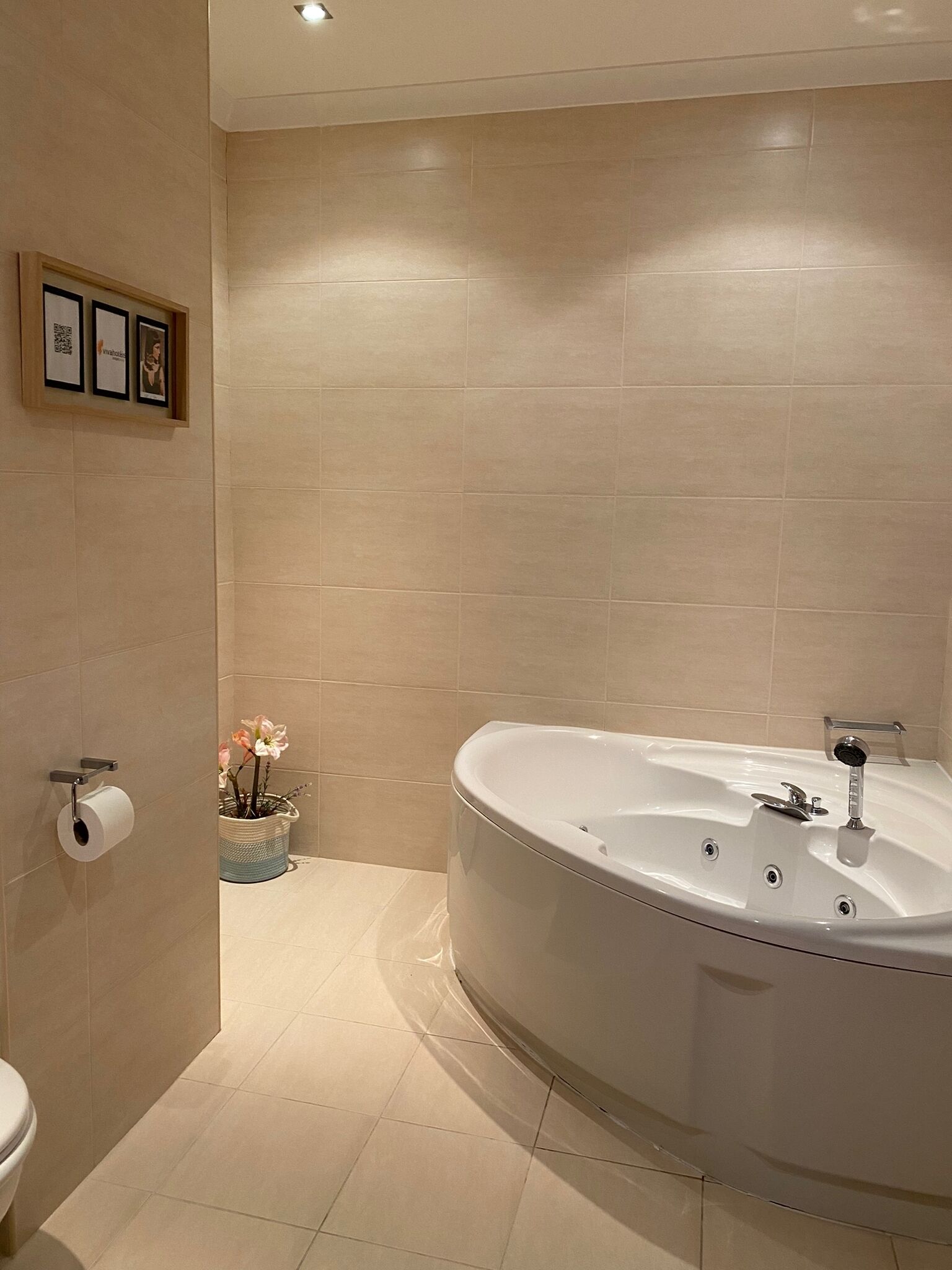 Jetted tub