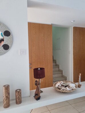 Interior - Searenity SeafrontHouse - 50m from the beach (Larnaka)