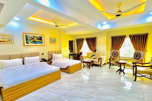 Caja de seguridad en la habitación y decoración personalizada