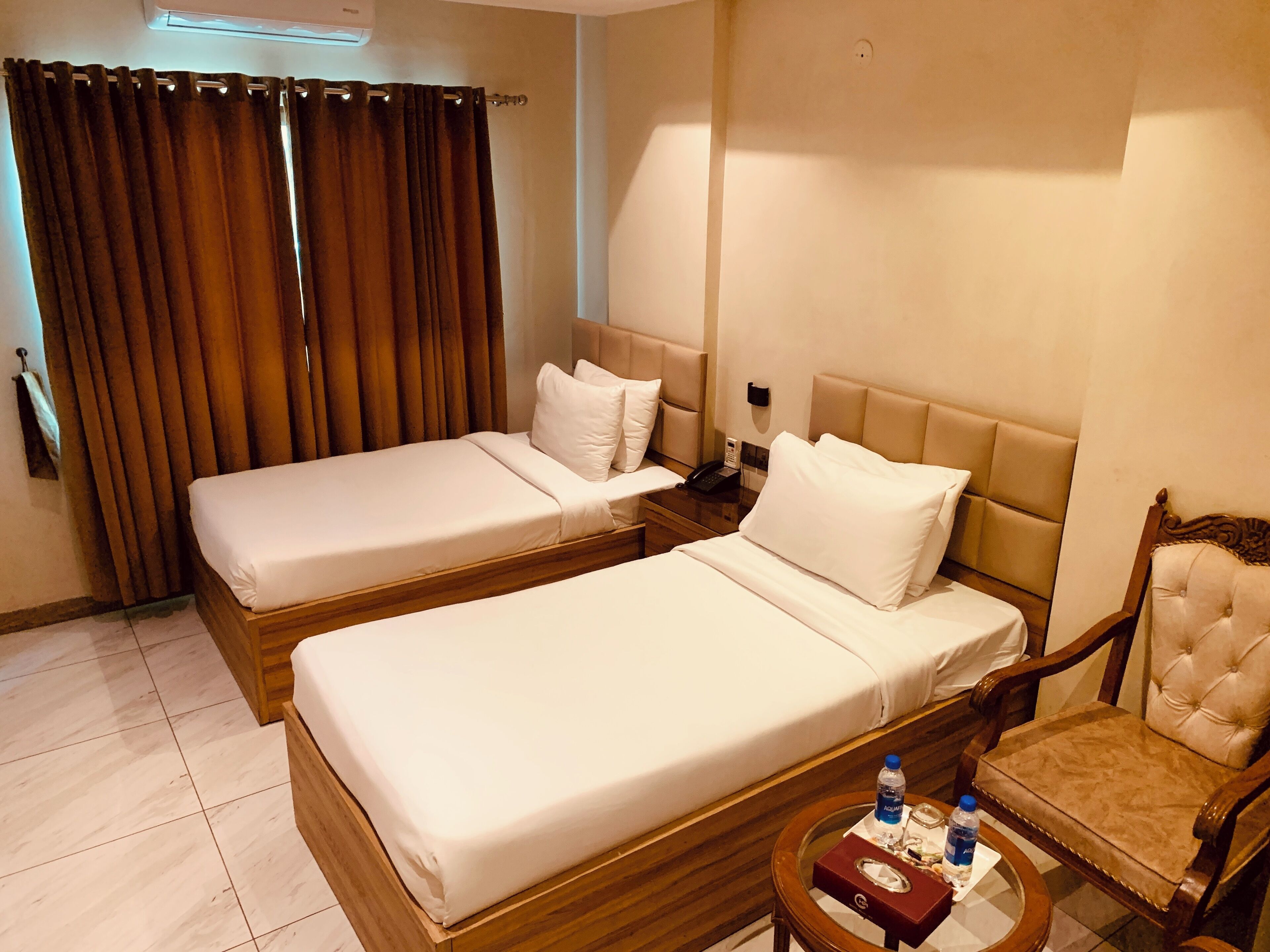 Standard Twin Room | In-room safe, individually decorated, individually furnished, desk