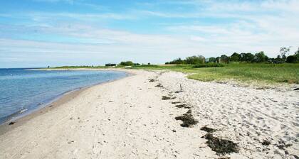 Exclusive pool house with numerous amenities