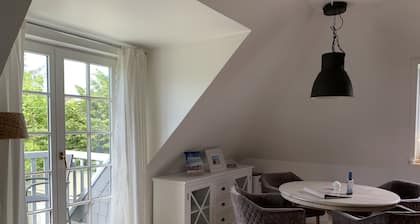 Coziness under the roof - quiet vacation apartment with balcony