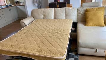 Apartment | 1 bedroom, iron/ironing board, free WiFi