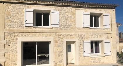 LA MAISON SIGNORET A LA CAMPAGNE MAIS PROCHE DE BORDEAUX