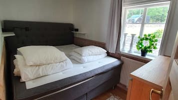 2 slaapkamers, een strijkplank/strijkijzer, gratis wifi