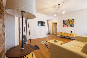 Lägenhet Design | Individuell inredning, unika möbler och mörkläggningsgardiner