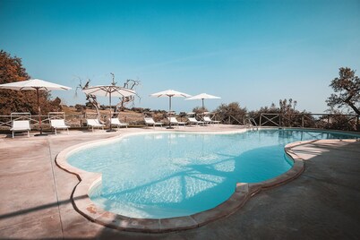 Apartment with Pool in Tower of Palms sea view - 5 minutes from the beach
