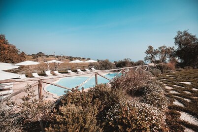 Apartment with Pool in Tower of Palms sea view - 5 minutes from the beach