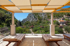 Outdoor pool - Rustic luxury villa Fulmin (Hvar)