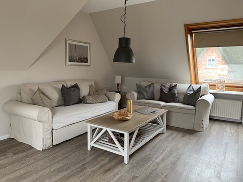 Bright apartment with unique roof terrace