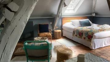 1 chambre, bureau, espace de travail pour ordinateur portable