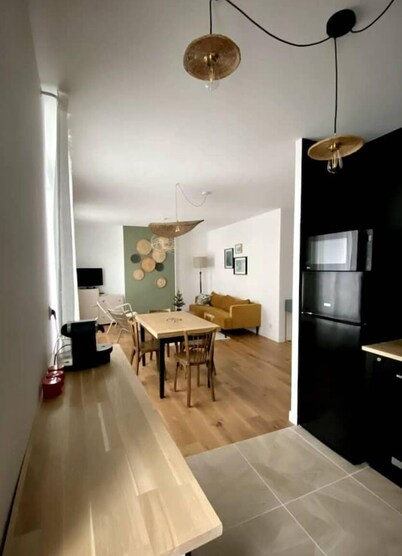 Champagne! Spacious apartment