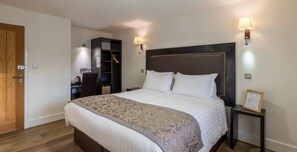 Kalis bunyi, Wi-fi percuma, cadar katil 