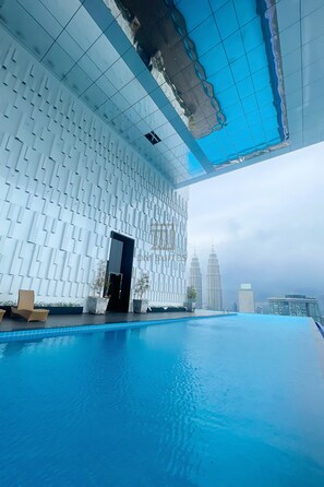 Outdoor pool - Platinum 2 KLCC by DM Kuala Lumpur (Kuala Lumpur)