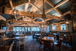 Dining - Cat & Lion Country Pub and Hotel (Warrington)