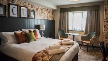 Habitación doble superior | Wifi gratis y ropa de cama