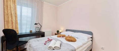 1 chambre, bureau, fer et planche Ă repasser, Wi-Fi