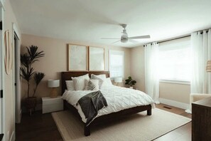 3 chambres, fer et planche à repasser, accès au Wi-Fi (inclus)