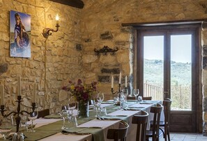 Restaurant - Masseria Fortificata Lo Zafferaneto  (Buccheri)