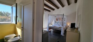 3 chambres, fer et planche à repasser, lit parapluie, Wi-Fi gratuit