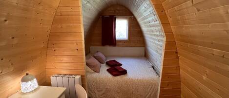 1 makuuhuone, työpöytä, ilmainen Wi-Fi, vuodevaatteet