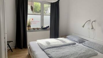 1 bedroom, WiFi, bed sheets