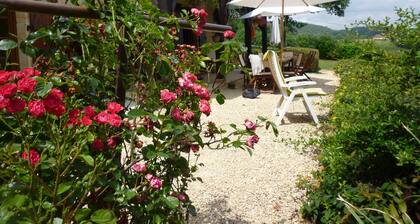 Maison périgourdine avec piscine dans un véritable havre de paix d'1 hectare 4*