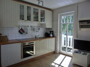 Kühlschrank, Herdplatte, Geschirrspüler