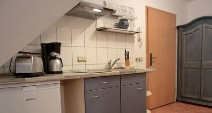 Schöne 1-Zimmer-Ferienwohnung mit ca.25 m² Wohnfläche für 2 Pers. mit WLAN