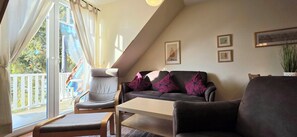 TV, stereo - 3 room apartment for 5 people on the 2nd floor (Graal-Müritz)