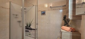 Dusche, Haartrockner