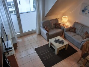 TV, stereo - Maisonettewohnung Über 2 Etagen im Dachgeschoss mit Fahrstuhl für 7 Pers (Graal-Müritz)