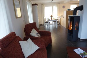 2 bedrooms, free WiFi - 3-zi-fewo für 4 Pers. im 1. OG, Wlan, Strandnah (Graal-Müritz)