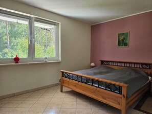 2 bedrooms, free WiFi