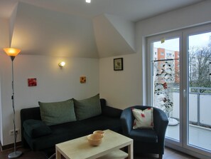 Fernseher, Stereoanlage