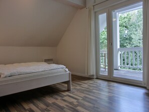 3 bedrooms